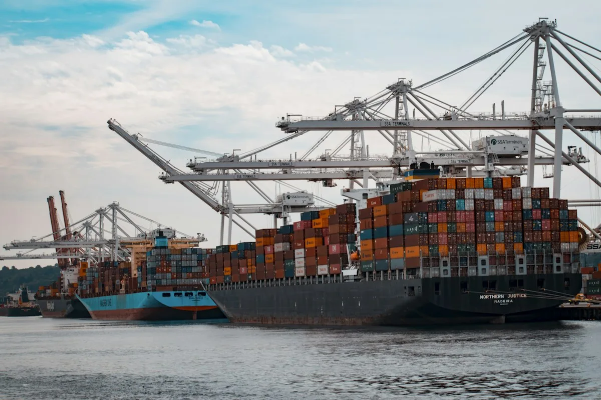 Operational supplies for port and vessel maintenance